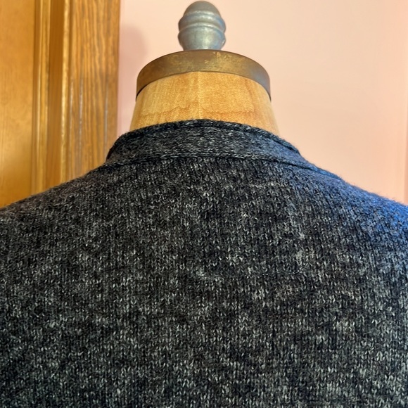 NWT A&F black/gray cardigan sweater size XL - Picture 5 of 10
